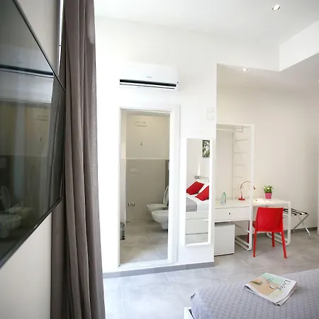 President Bed and Breakfast Νάπολη