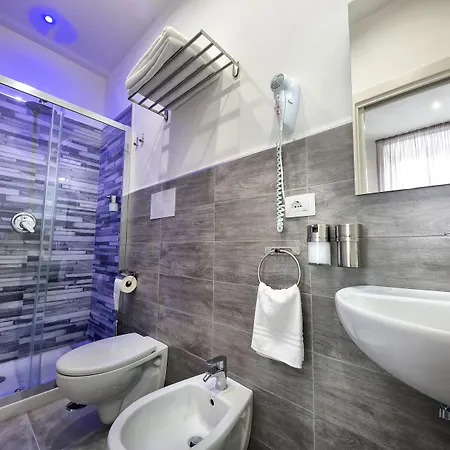 Oda ve Kahvaltı President Napoli